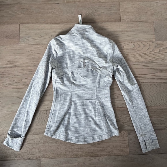 Lululemon Define jacket - Picture 2 of 4